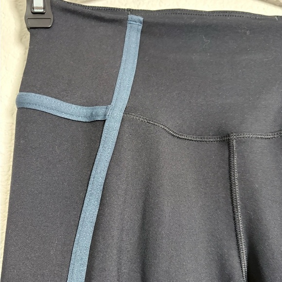 Nike 7/8 Sleek Black Leggings with Blue Stripes. Super Soft Stretchy Fabric. - Picture 15 of 15